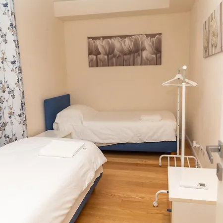 Cozy Santa Maria Novella Uffizi Duomo 2beds-2baths