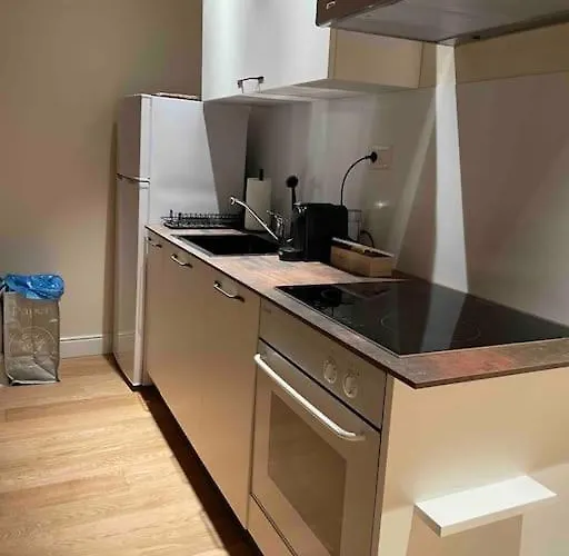 Cozy Santa Maria Novella Uffizi Duomo 2beds-2baths * Florencia