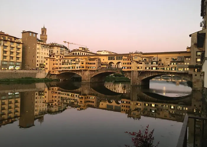 Cozy Santa Maria Novella Uffizi Duomo 2beds-2baths *