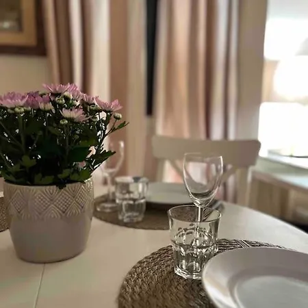 Cozy Santa Maria Novella Uffizi Duomo 2beds-2baths * 피렌체