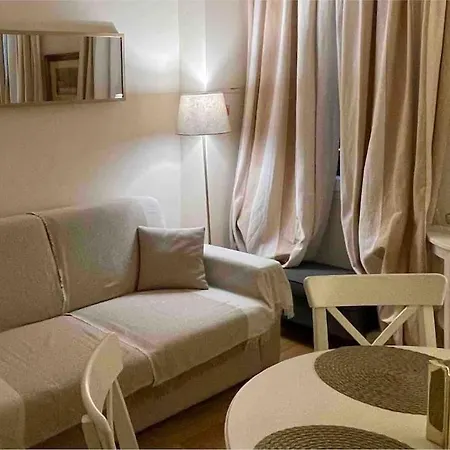 아파트 Cozy Santa Maria Novella Uffizi Duomo 2beds-2baths 피렌체