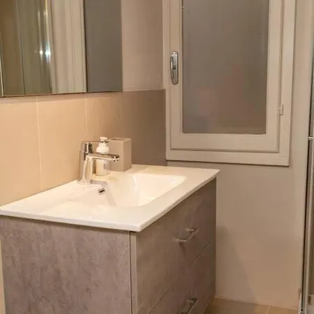 Cozy Santa Maria Novella Uffizi Duomo 2beds-2baths