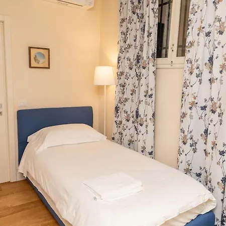 아파트 Cozy Santa Maria Novella Uffizi Duomo 2beds-2baths