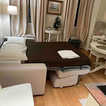 Cozy Santa Maria Novella Uffizi Duomo 2beds-2baths 아파트 피렌체