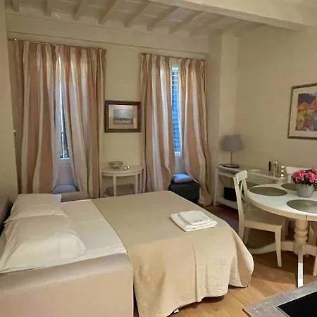 아파트 Cozy Santa Maria Novella Uffizi Duomo 2beds-2baths