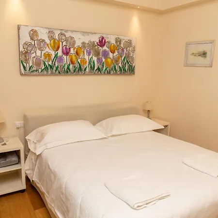 아파트 Cozy Santa Maria Novella Uffizi Duomo 2beds-2baths